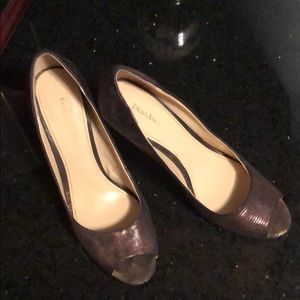 Enzo brown peep toe shimmer heel